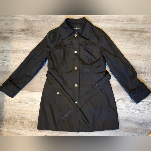 London Fog Jackets & Blazers - Black London Fog Classic Trench Coat Belted Mid-Length